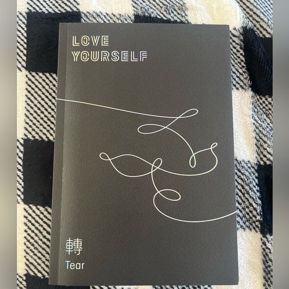 BTS Love Yourself: Tear Album - Picture 4 of 5